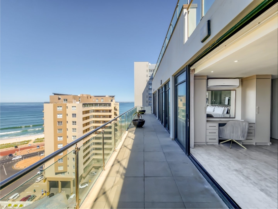 4 Bedroom Property for Sale in Waves Edge Western Cape